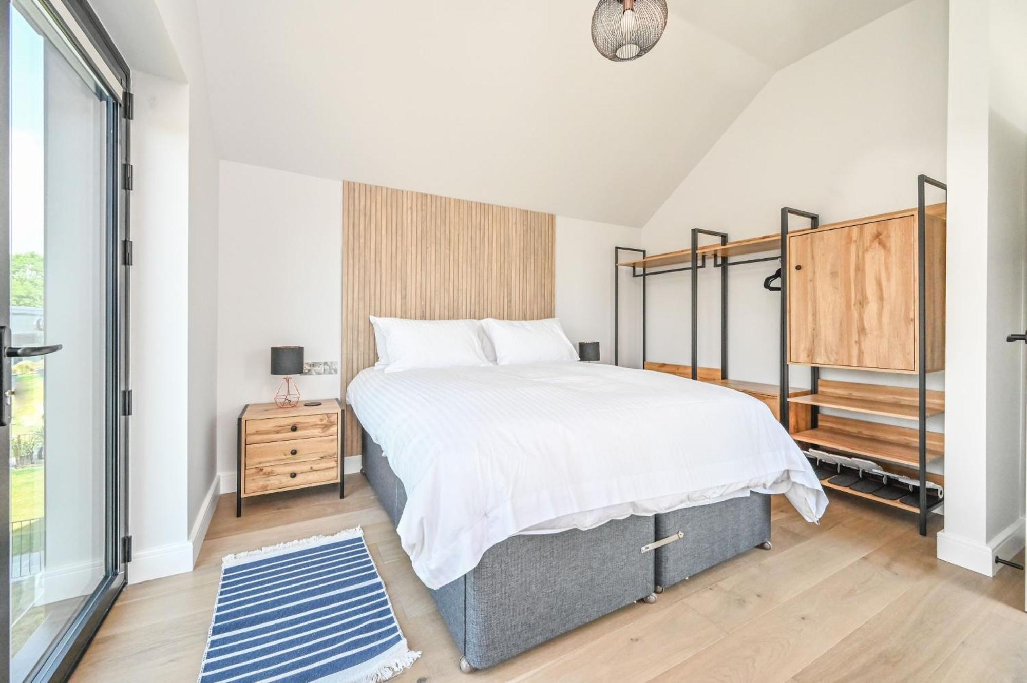1 The Nest - Luxury Modern House Nr Beach & Bars With Sea Views & Free Parking Villa Charlestown  Bagian luar foto