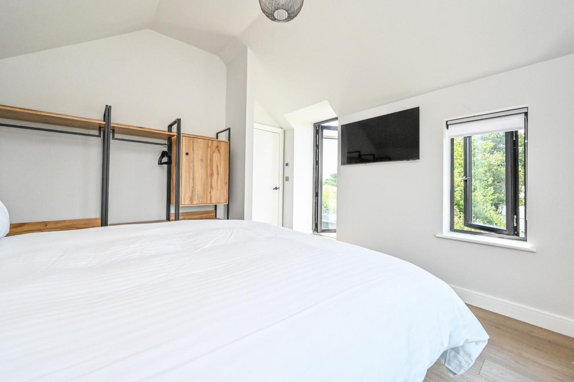 1 The Nest - Luxury Modern House Nr Beach & Bars With Sea Views & Free Parking Villa Charlestown  Bagian luar foto