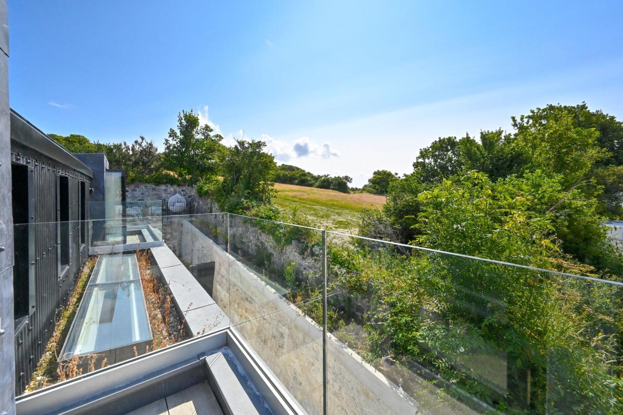1 The Nest - Luxury Modern House Nr Beach & Bars With Sea Views & Free Parking Villa Charlestown  Bagian luar foto